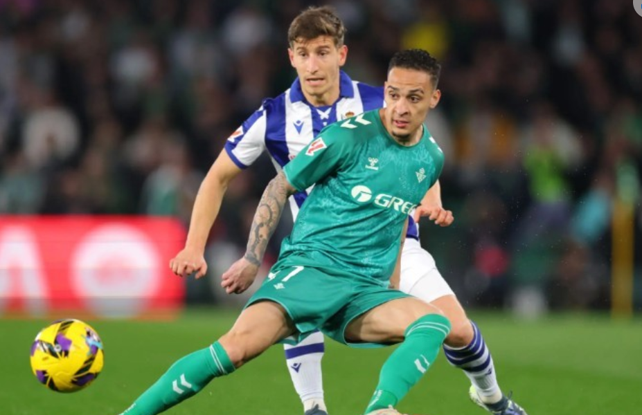 TA: Betis đã đàm phán với Manchester United về việc chuyển nhượng Anthony, và thỏa thuận này dự kiến